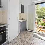 Le Tivoli - Centre - Quiet - Spacious Apartament *