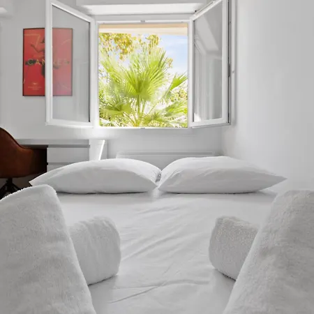 Apartament Le Tivoli - Centre - Quiet - Spacious