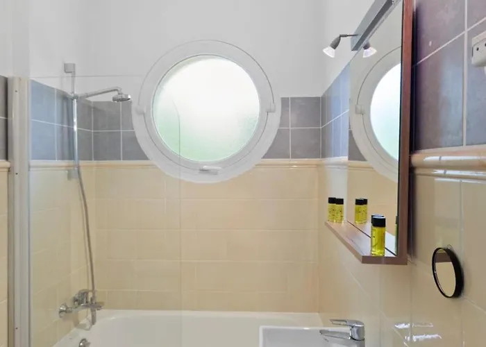 Daire Le Tivoli - Centre - Quiet - Spacious *